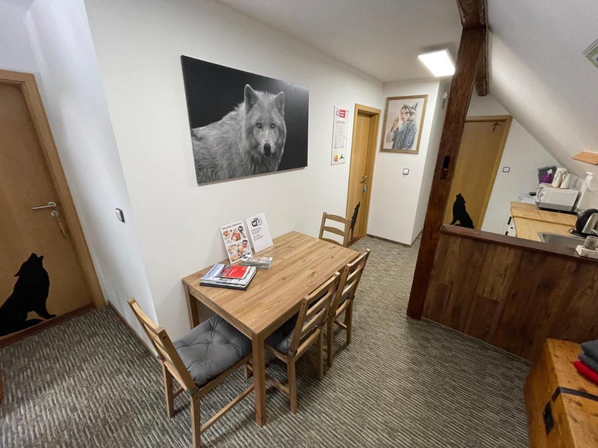 Wolf House Klinovec Hotell Loučná pod Klínovcem Exteriör bild